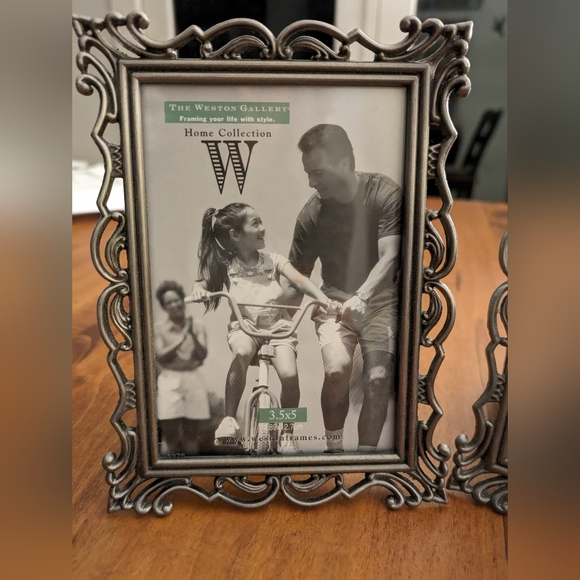 Pair of pewter frames - Picture 2 of 2